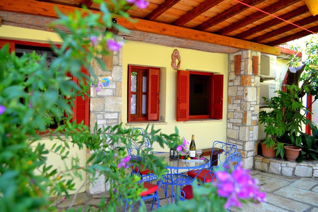 Chouchounikos Apartments Lefokastro Exterior photo