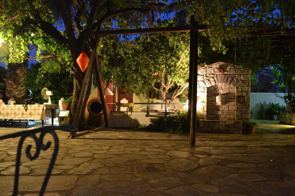 Chouchounikos Apartments Lefokastro Exterior photo